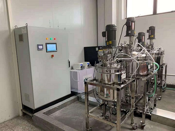 迈传小金刚减速电机应用在实验室反应釜搅拌设备 迈传小金刚减速电机应用在实验室反应釜搅拌设备